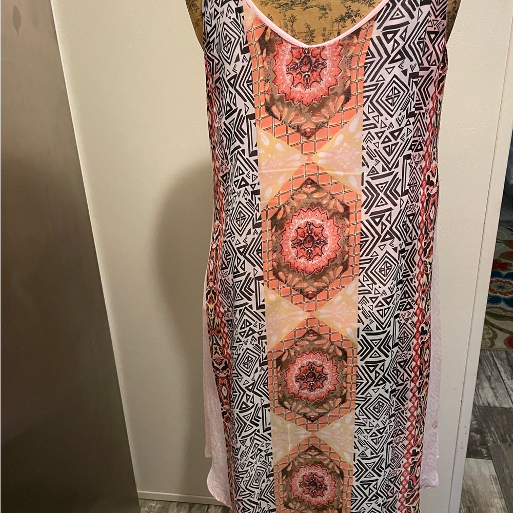 Geometric Patterned Sleeveless Dress